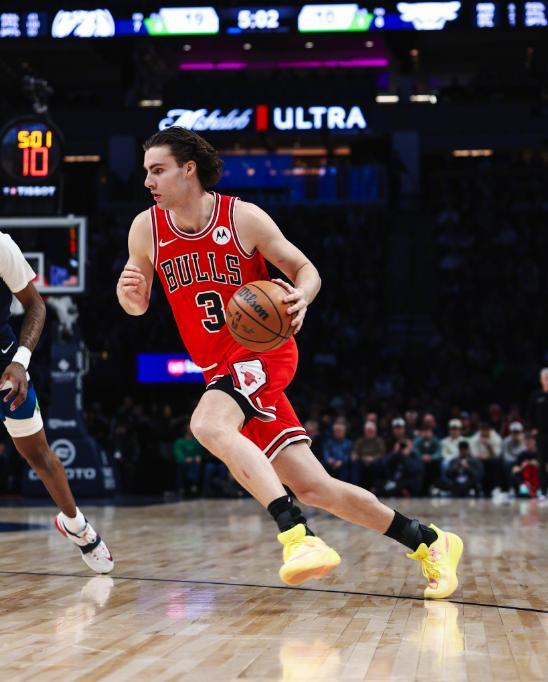 开云入口-一雪35分惨败之耻！兰德尔30+7+5带不动华子打铁，公牛复仇森林狼